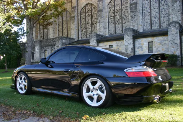 2003 911 GT2 photo 2
