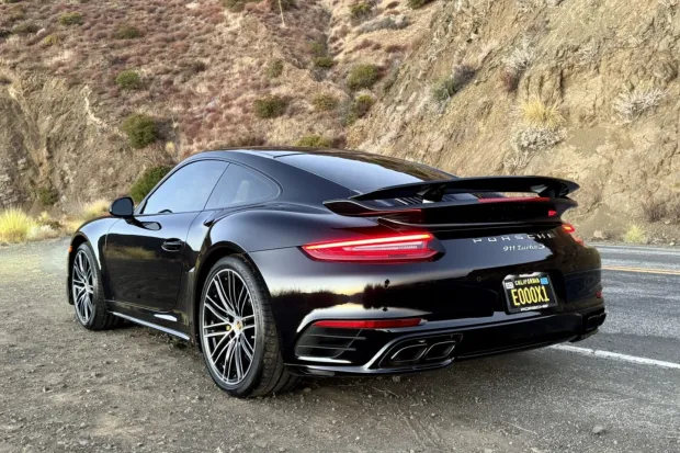 2018 911 Turbo S photo 2