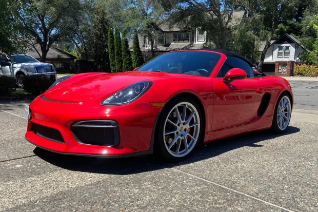 2016 Boxster Spyder photo 2