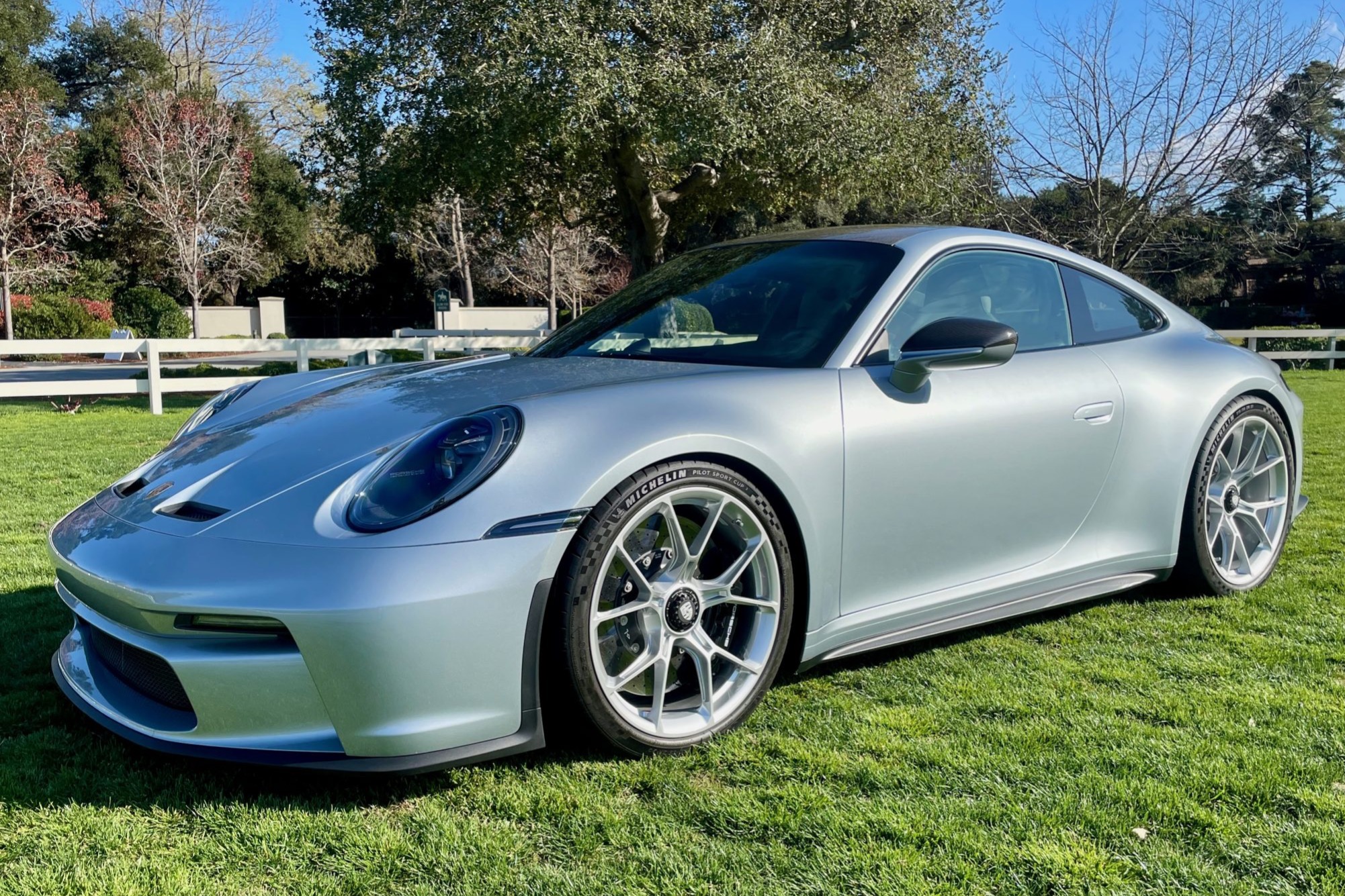 2022 911 GT3 Touring photo 2