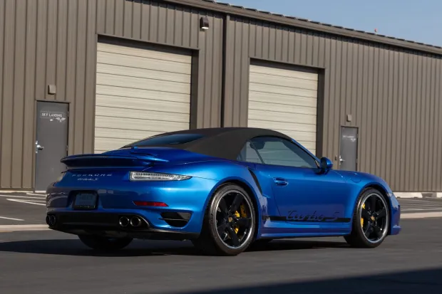 2015 911 Turbo S Cabriolet photo 2