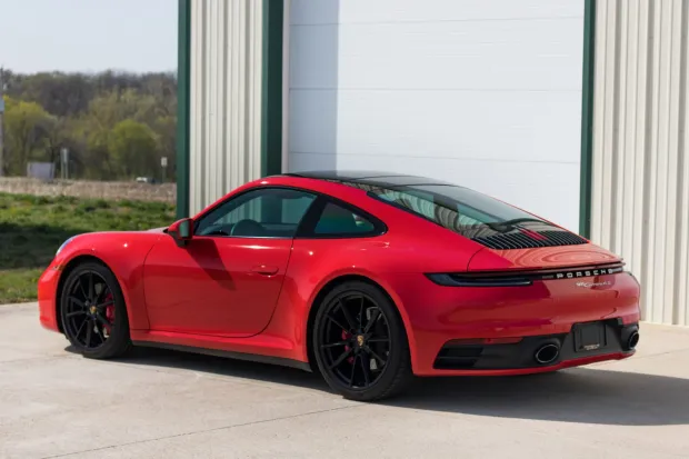 2020 911 Carrera 4S photo 2