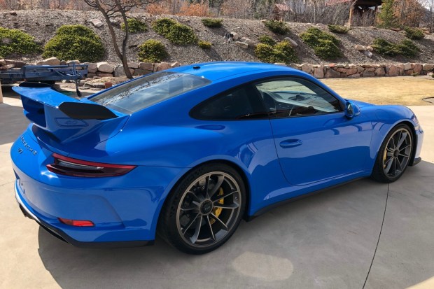 2018 911 GT3 photo 2