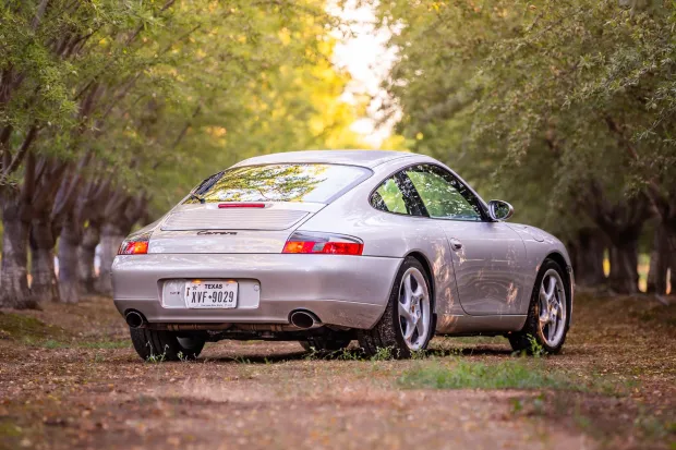 1999 911 Carrera photo 2
