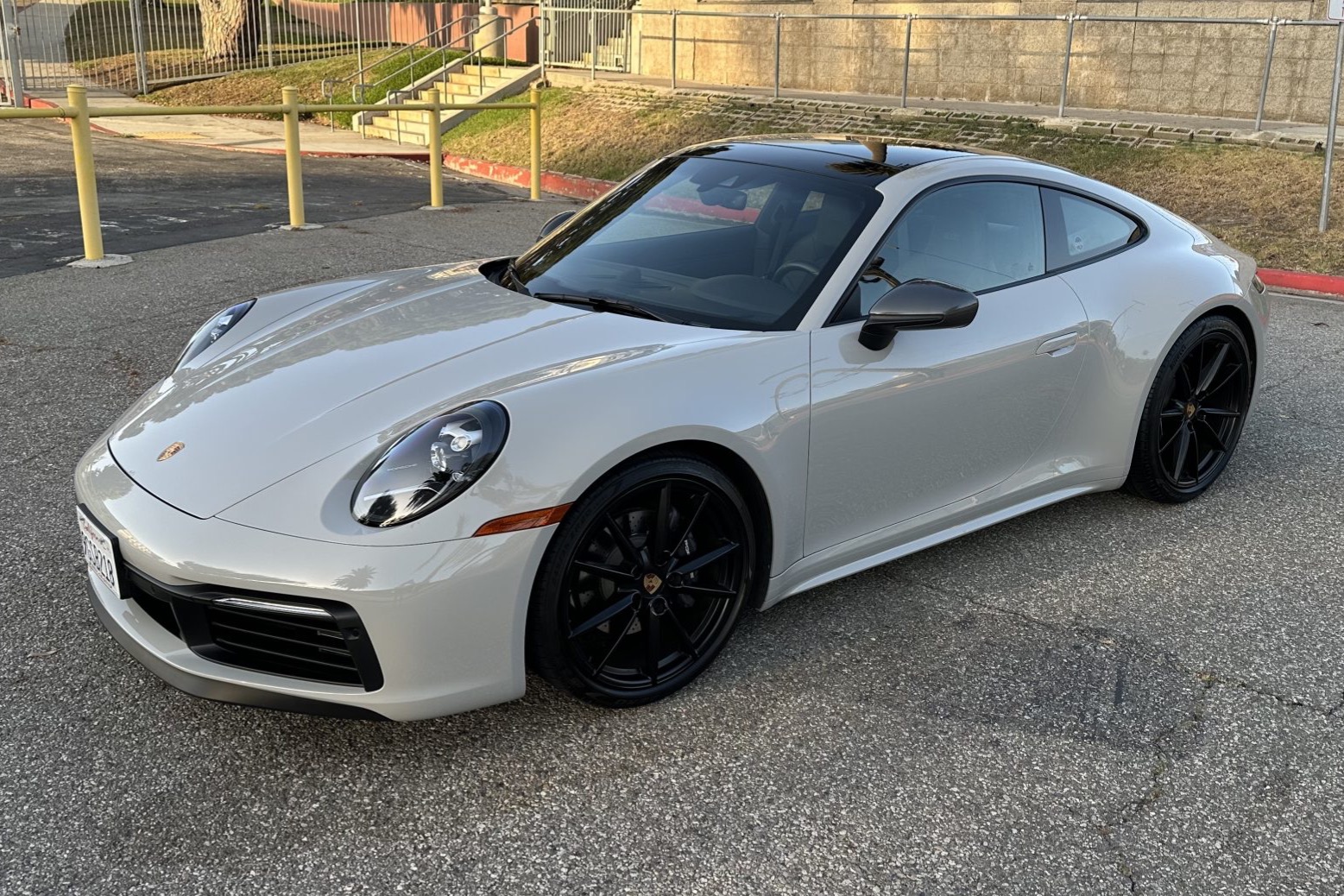 2023 911 Carrera T photo 2