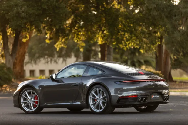 2020 911 Carrera S photo 2