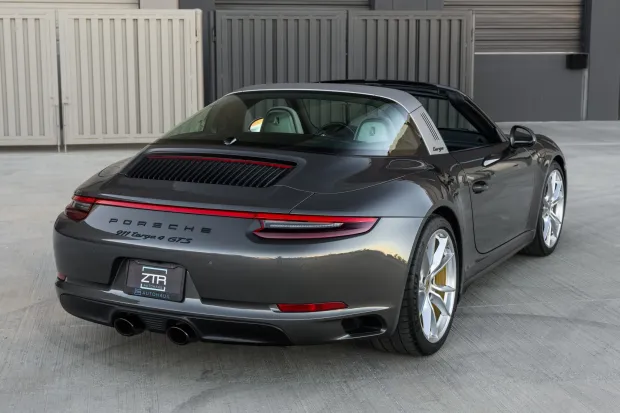2017 911 Targa 4 GTS photo 2