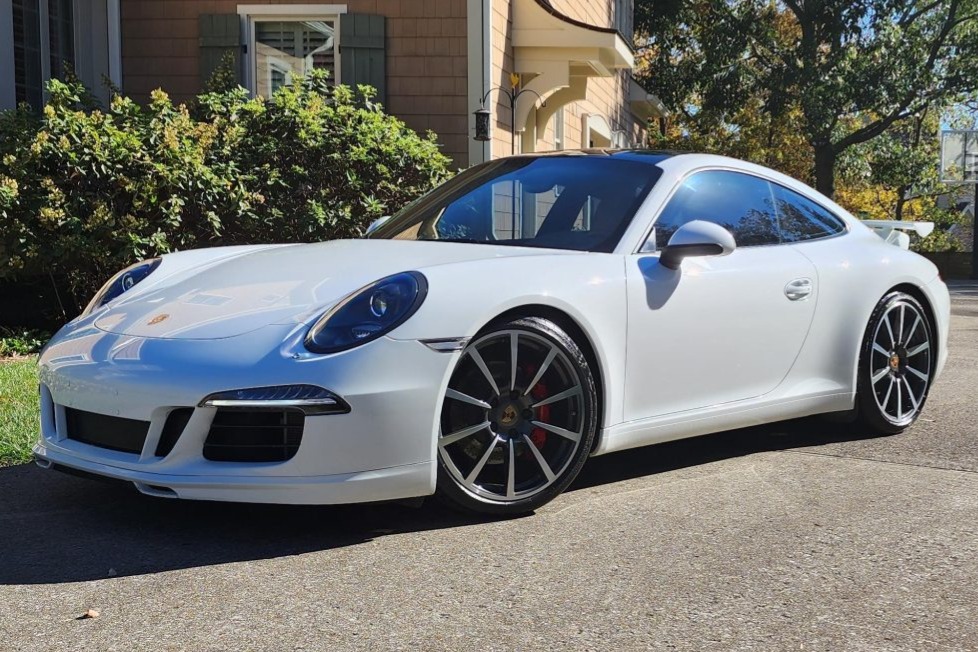 2014 911 Carrera S photo 2