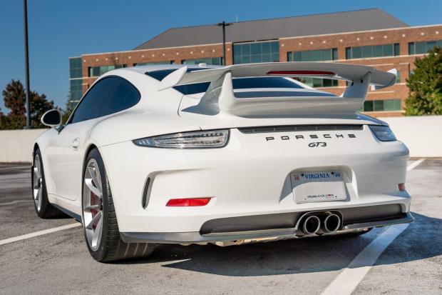 2015 911 GT3 photo 2