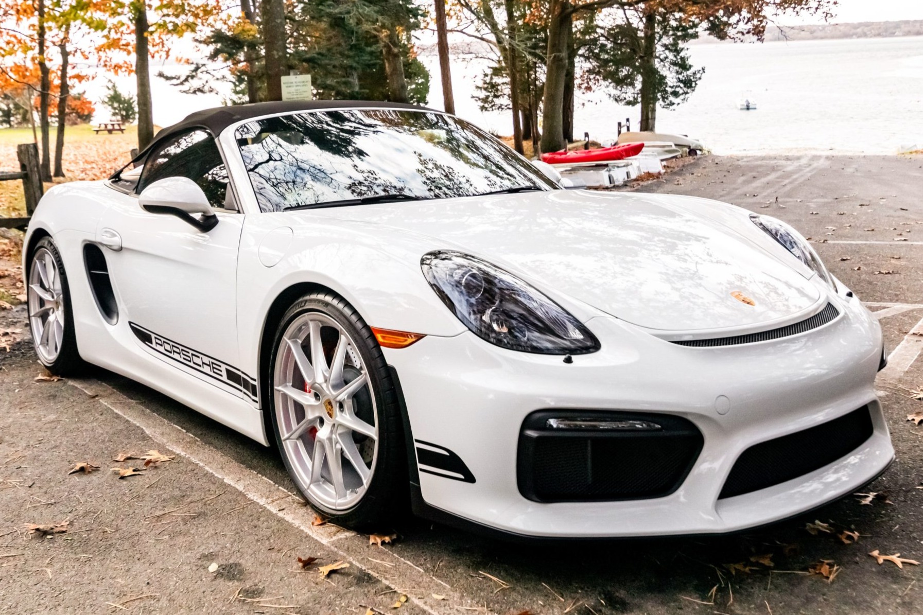 2016 Boxster Spyder photo 2