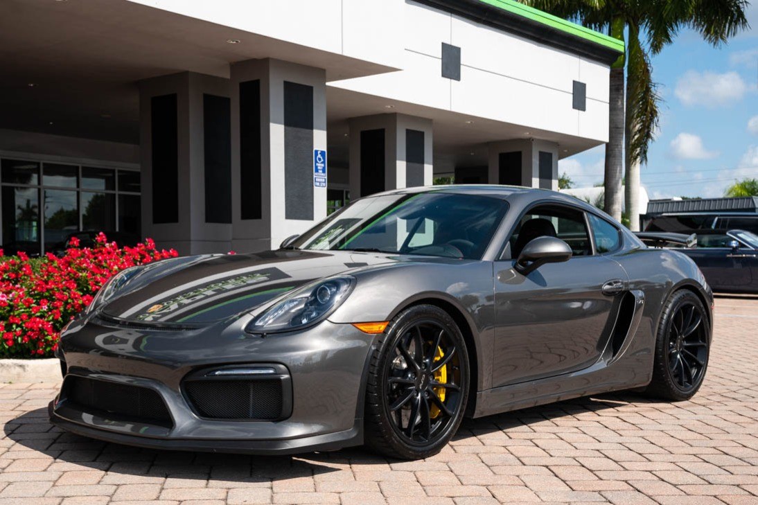 2016 Cayman GT4 photo 2