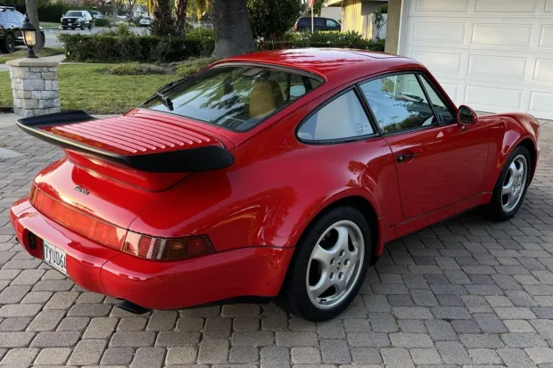 2021 911 Carrera photo 2