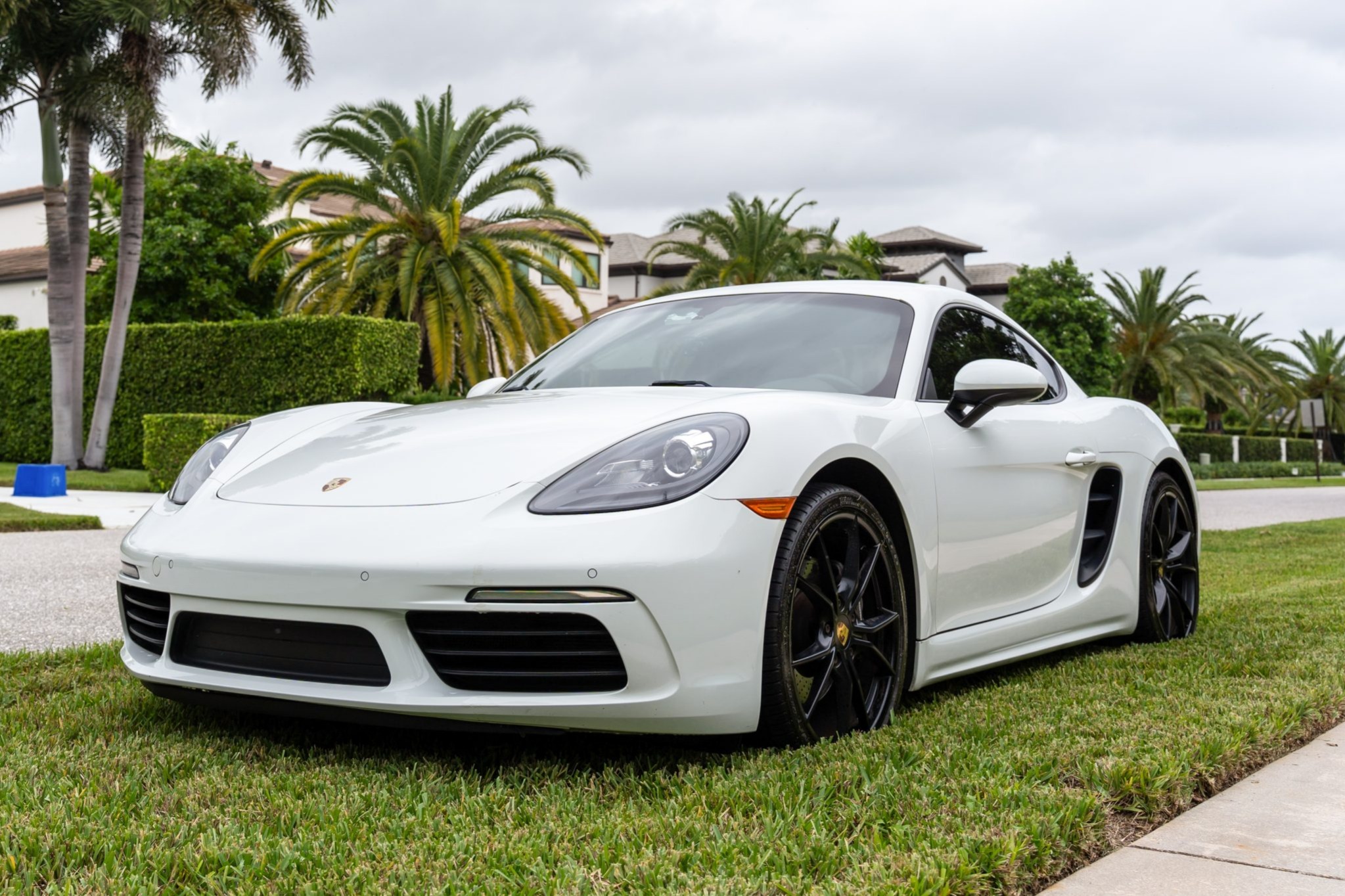 2018 718 Cayman Base