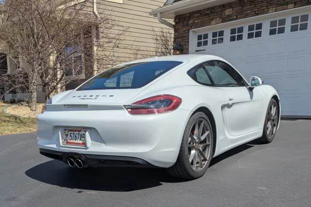 2016 Cayman S photo 2