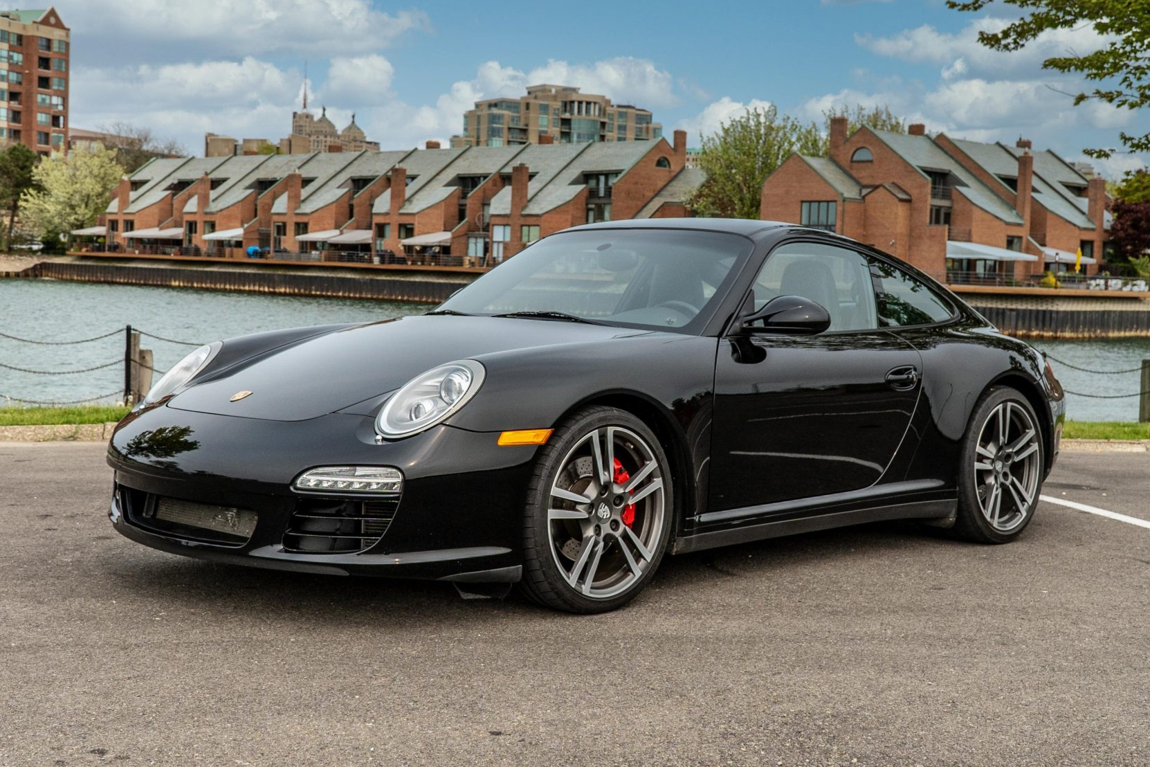 2012 911 Carrera 4S photo 2