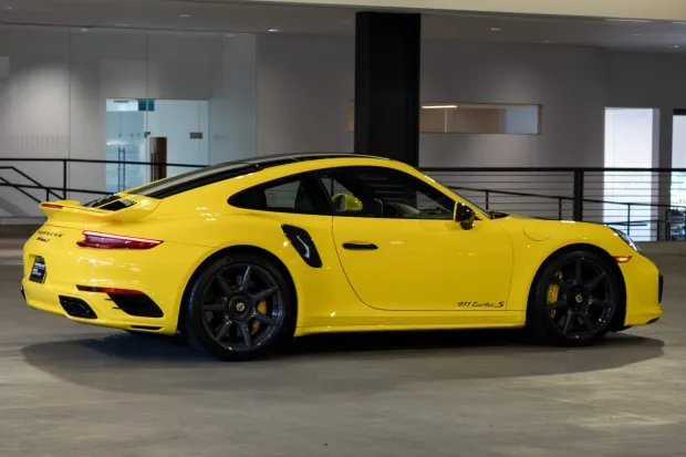 2019 911 Turbo S photo 2