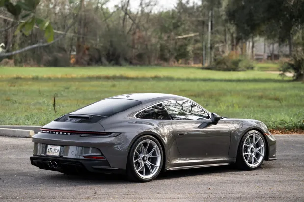 2024 911 GT3 photo 2