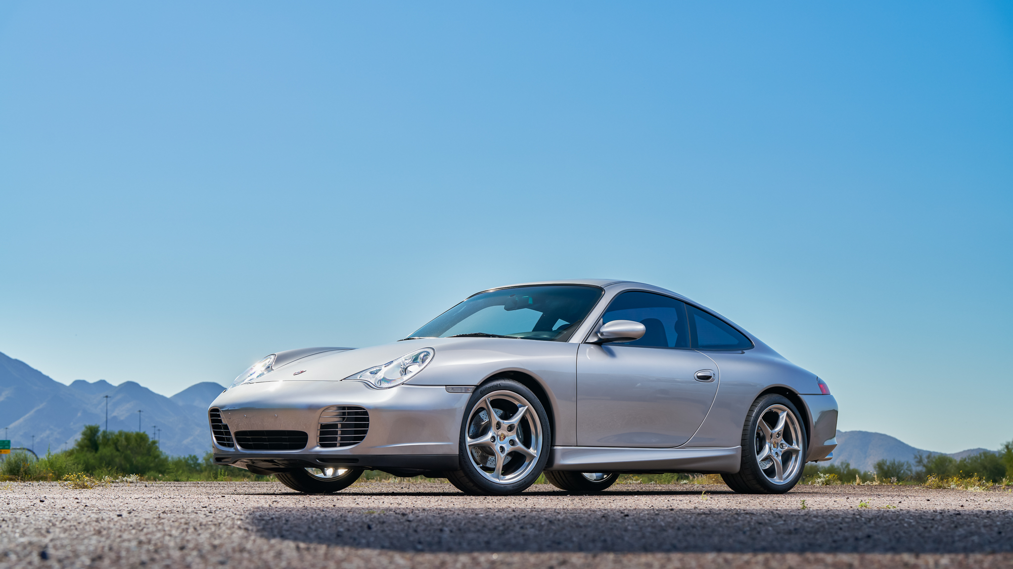 2004 911 Carrera photo 2