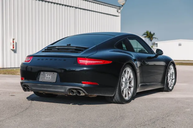 2012 911 Carrera S photo 2
