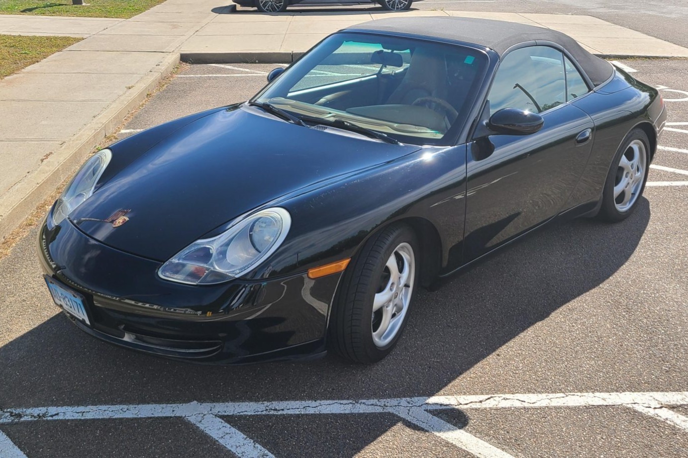 2000 911 Carrera photo 2
