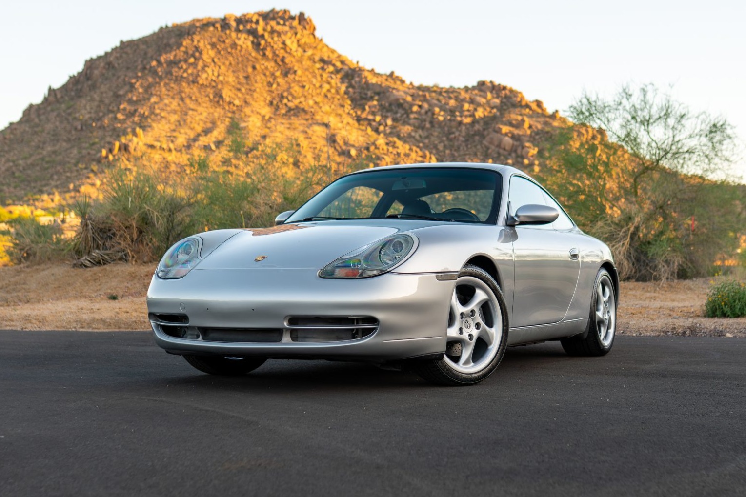 2000 911 Carrera photo 2