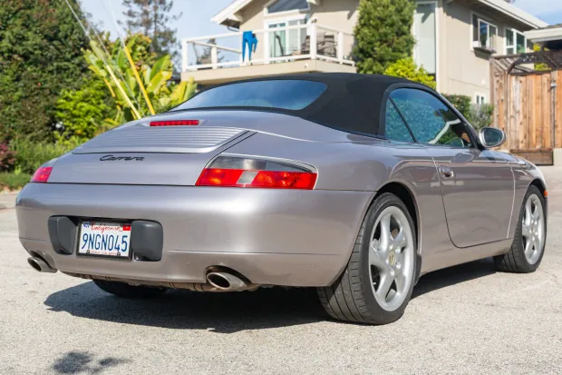 2001 911 Carrera photo 2