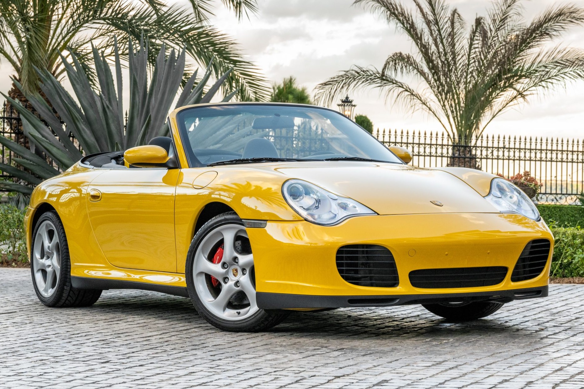 2004 911 Carrera 4S Cabriolet photo 2