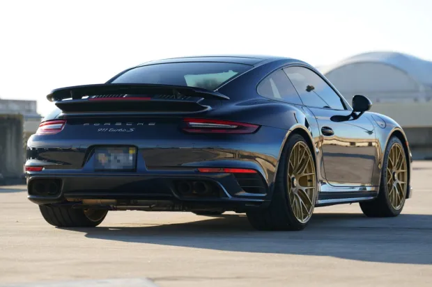 2018 911 Turbo S photo 2