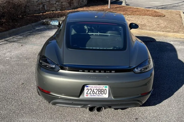 2022 718 Cayman S photo 2