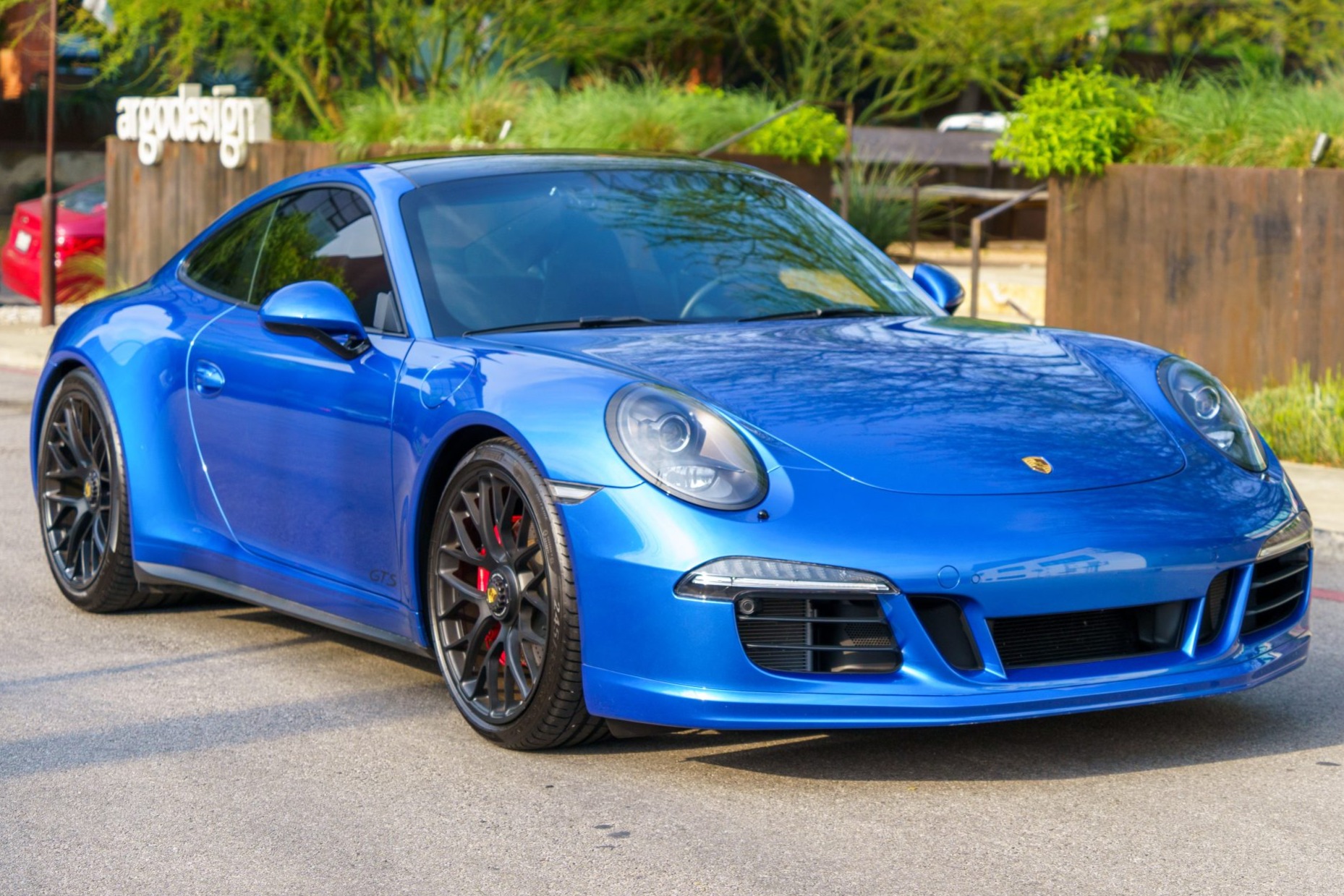 2016 911 GTS photo 2