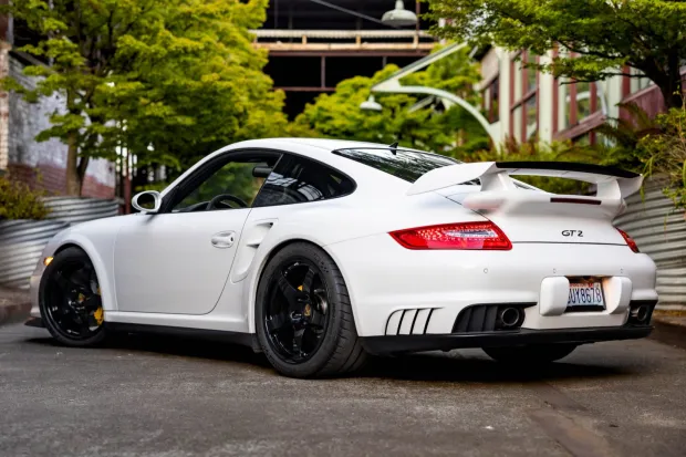 2008 911 GT2 photo 2