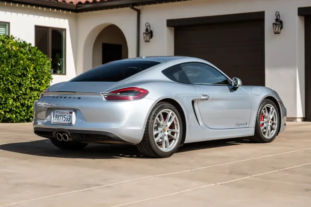 2014 Cayman S photo 2