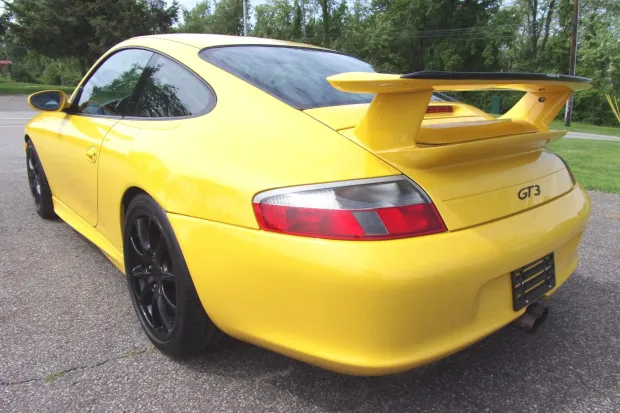 2004 911 GT3 photo 2