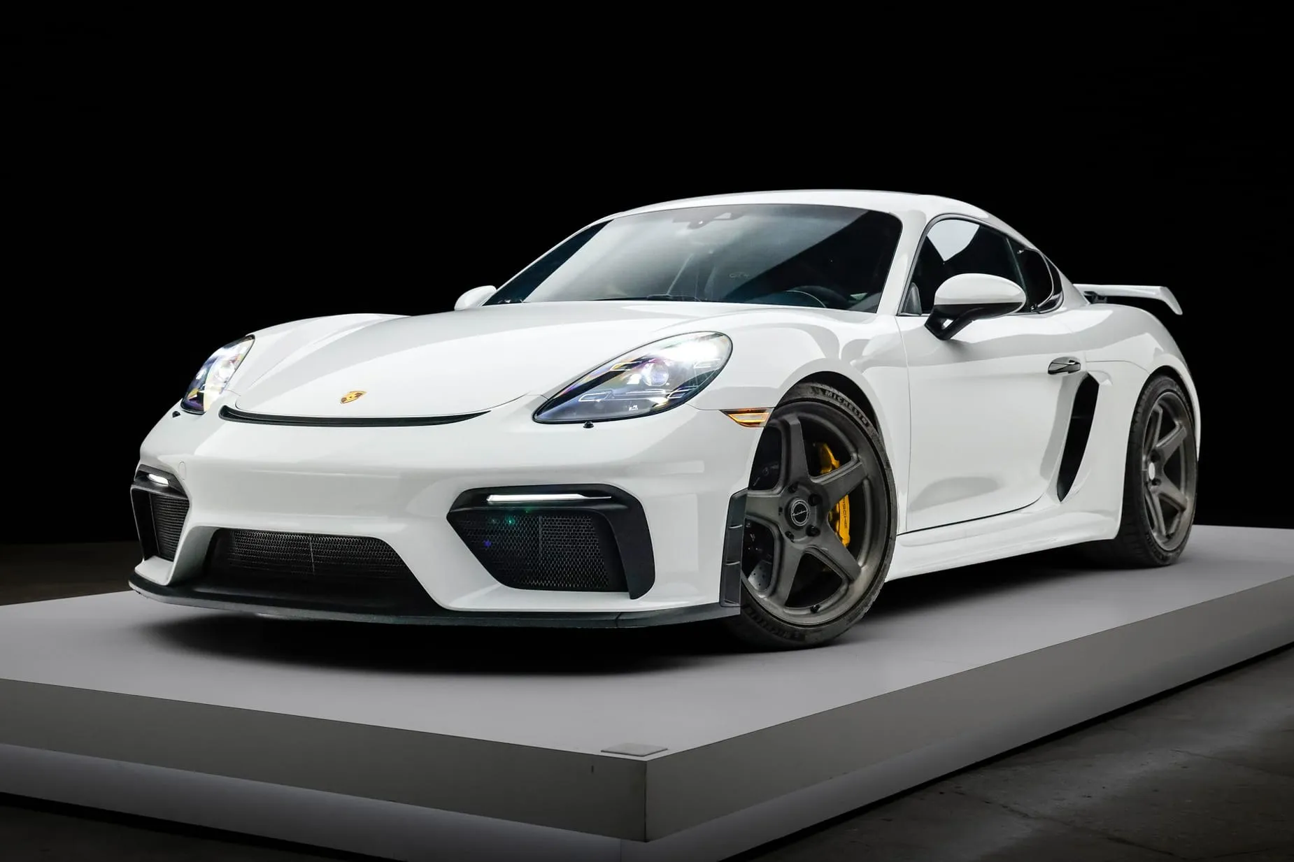 2022 718 Cayman GT4