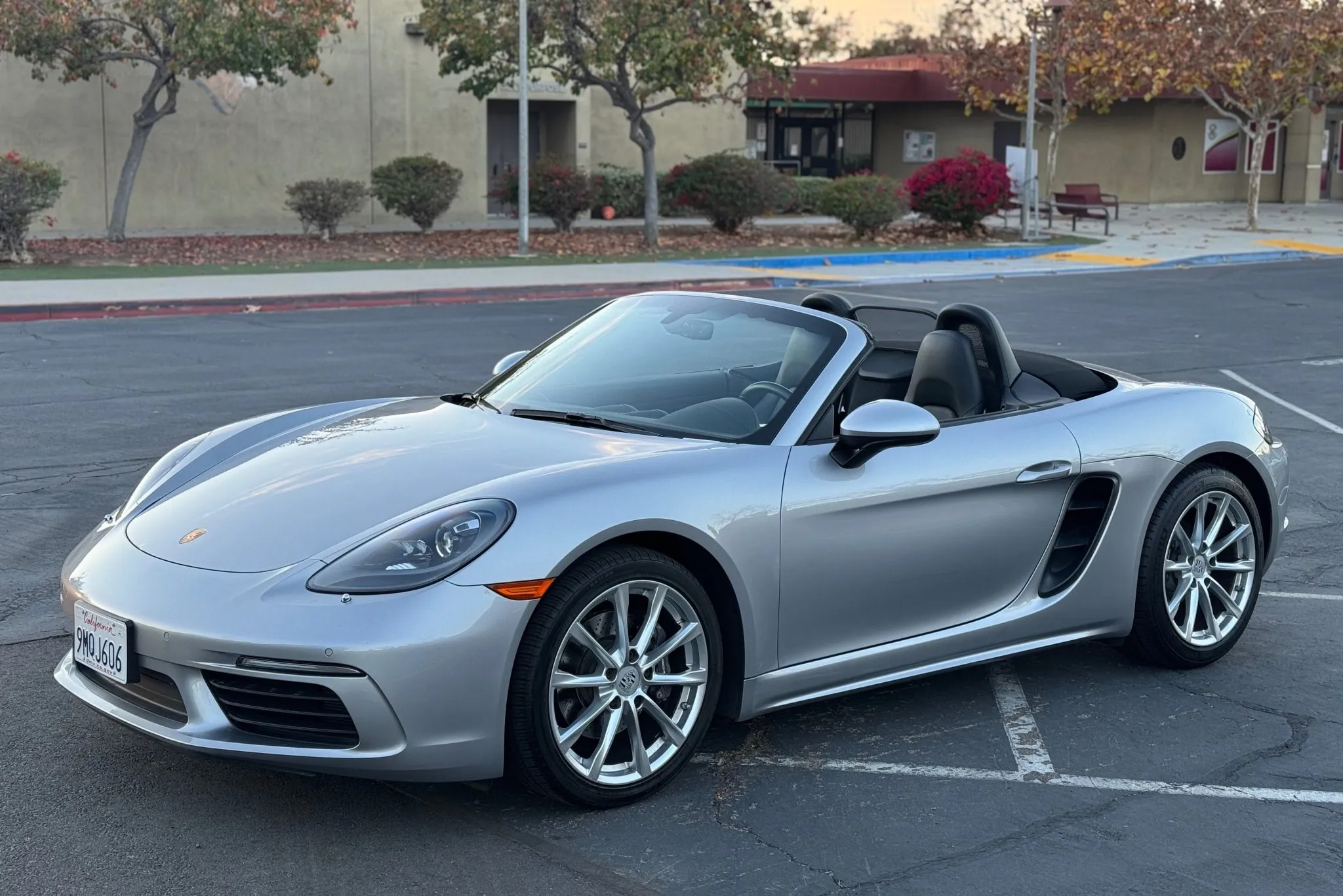 2019 718 Boxster Base
