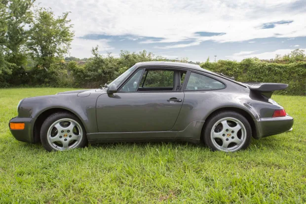 2021 911 Carrera photo 2