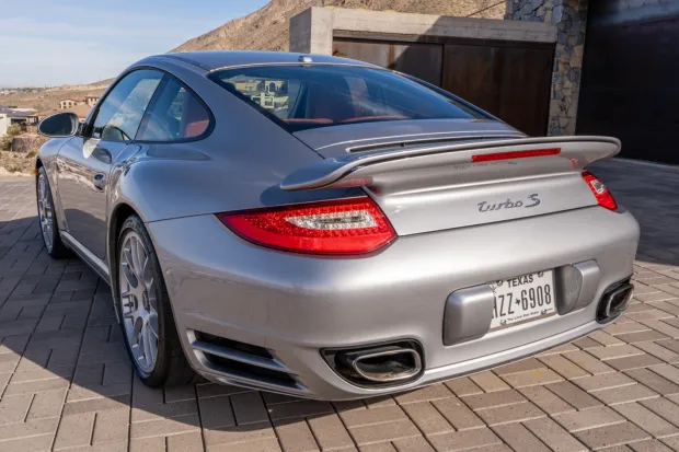 2011 911 Turbo photo 2