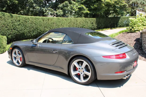 2012 911 Carrera S Cabriolet photo 2