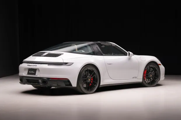 2023 911 Targa 4 GTS photo 2