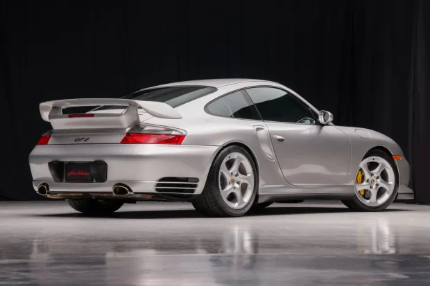 2002 911 GT2 photo 2