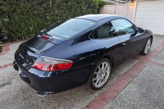 2002 911 Carrera photo 2
