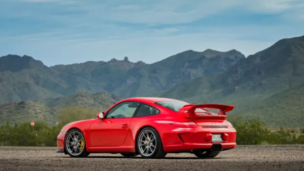 2010 911 GT3 photo 2