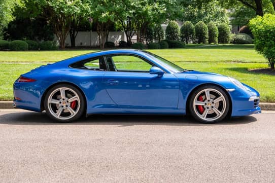 2014 911 Carrera S photo 2
