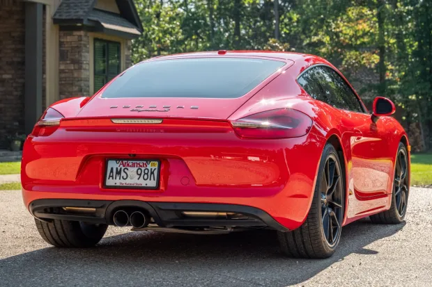 2016 Cayman S photo 2