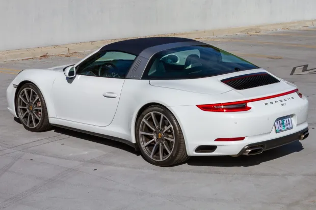 2018 911 Targa 4 photo 2