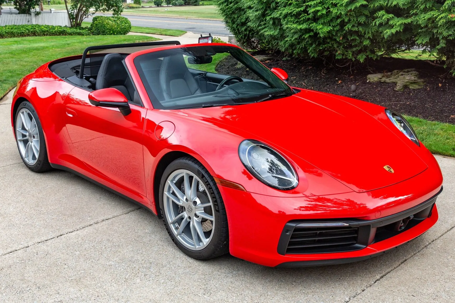 2022 Porsche 911 Carrera Cabriolet