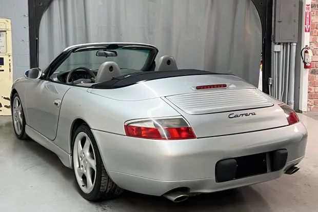 2001 911 Carrera photo 2