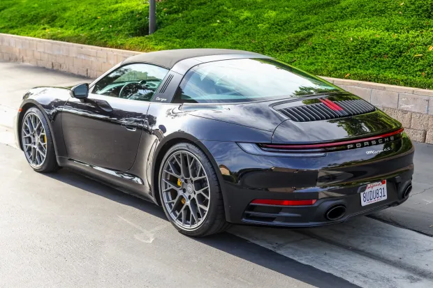 2021 911 Targa 4S photo 2