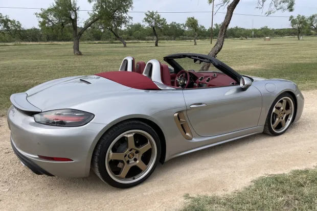 2022 718 Boxster Turbo photo 2