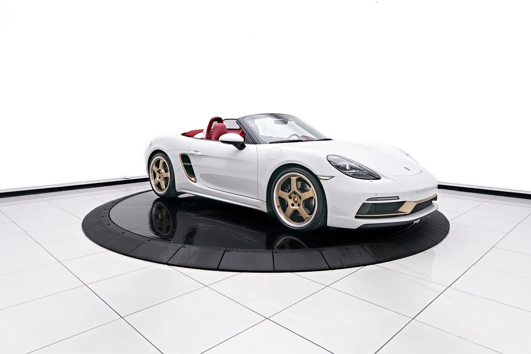 2022 718 Boxster Turbo photo 2